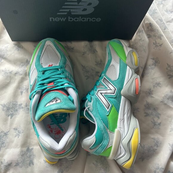 New Balance 9060 Dtlr Cyan Burst Sneakers